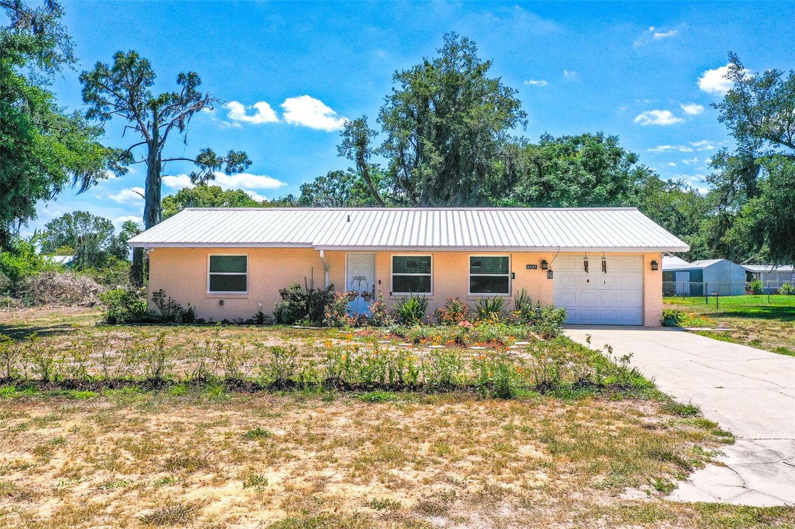 Homes for sale in Sebring, FL | 3127 Haddock Dr, Sebring, FL 33870 | MLS# L4959345