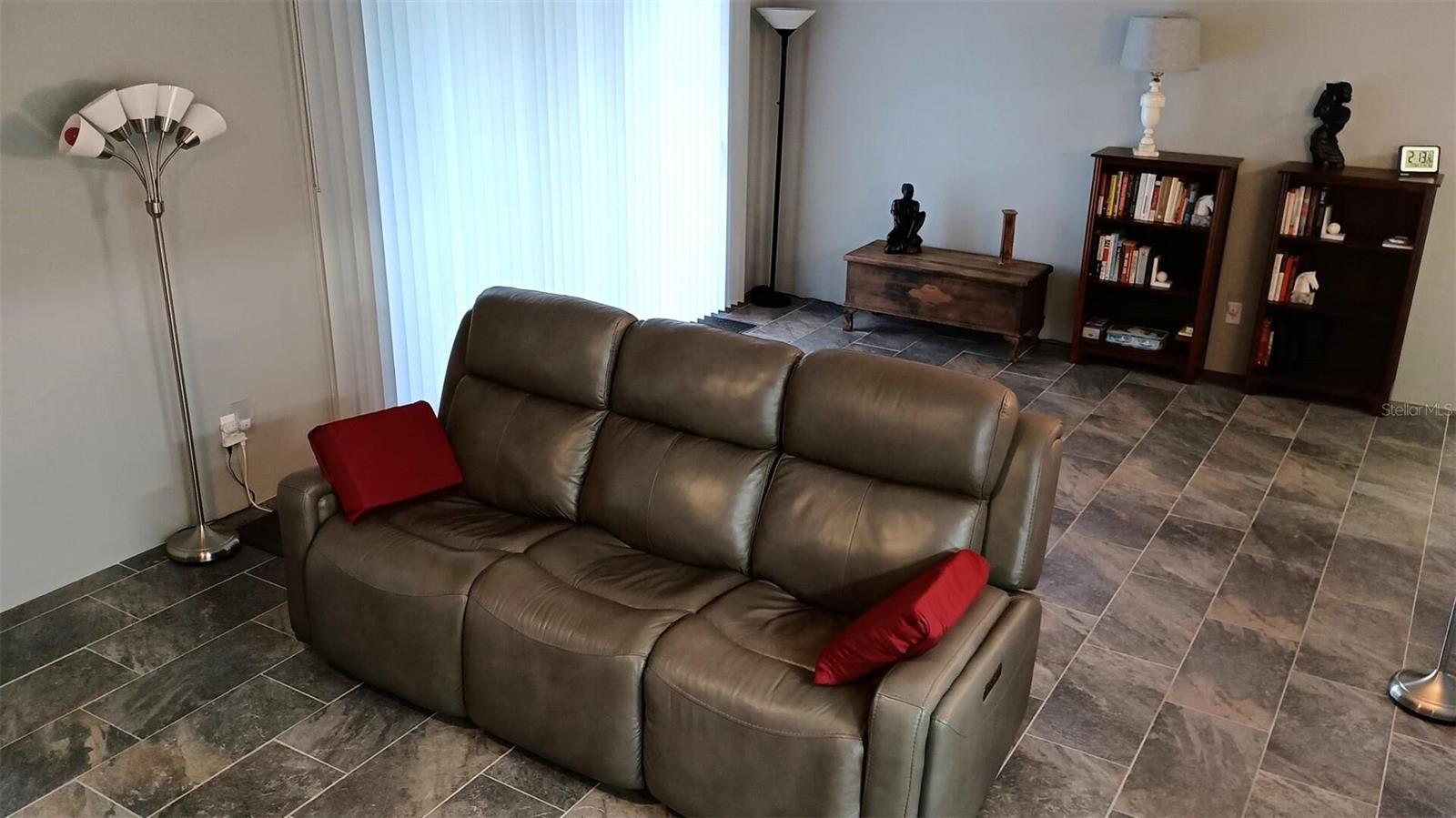 Homes for sale in Gainesville, FL | 1719 Nw 23Rd Ave #4A, Gainesville, FL 32605 | MLS# O6381777