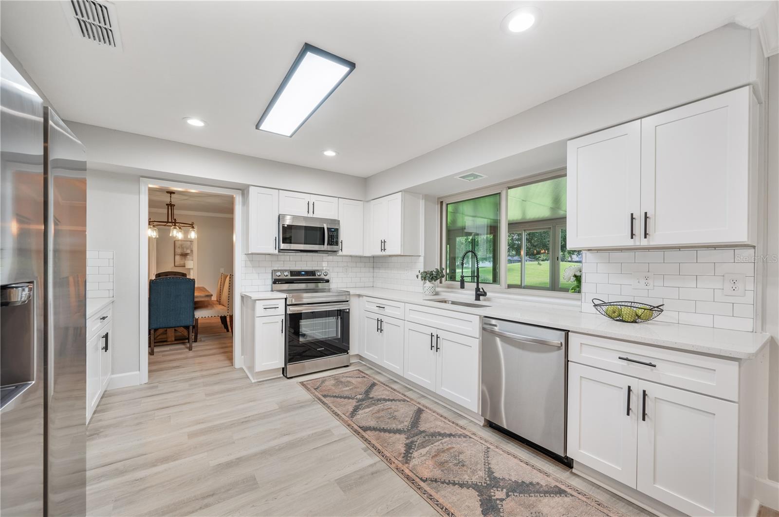 3rd image of 241 Greenfield Rd, Winter Haven, FL 33884 | MLS# L4959462