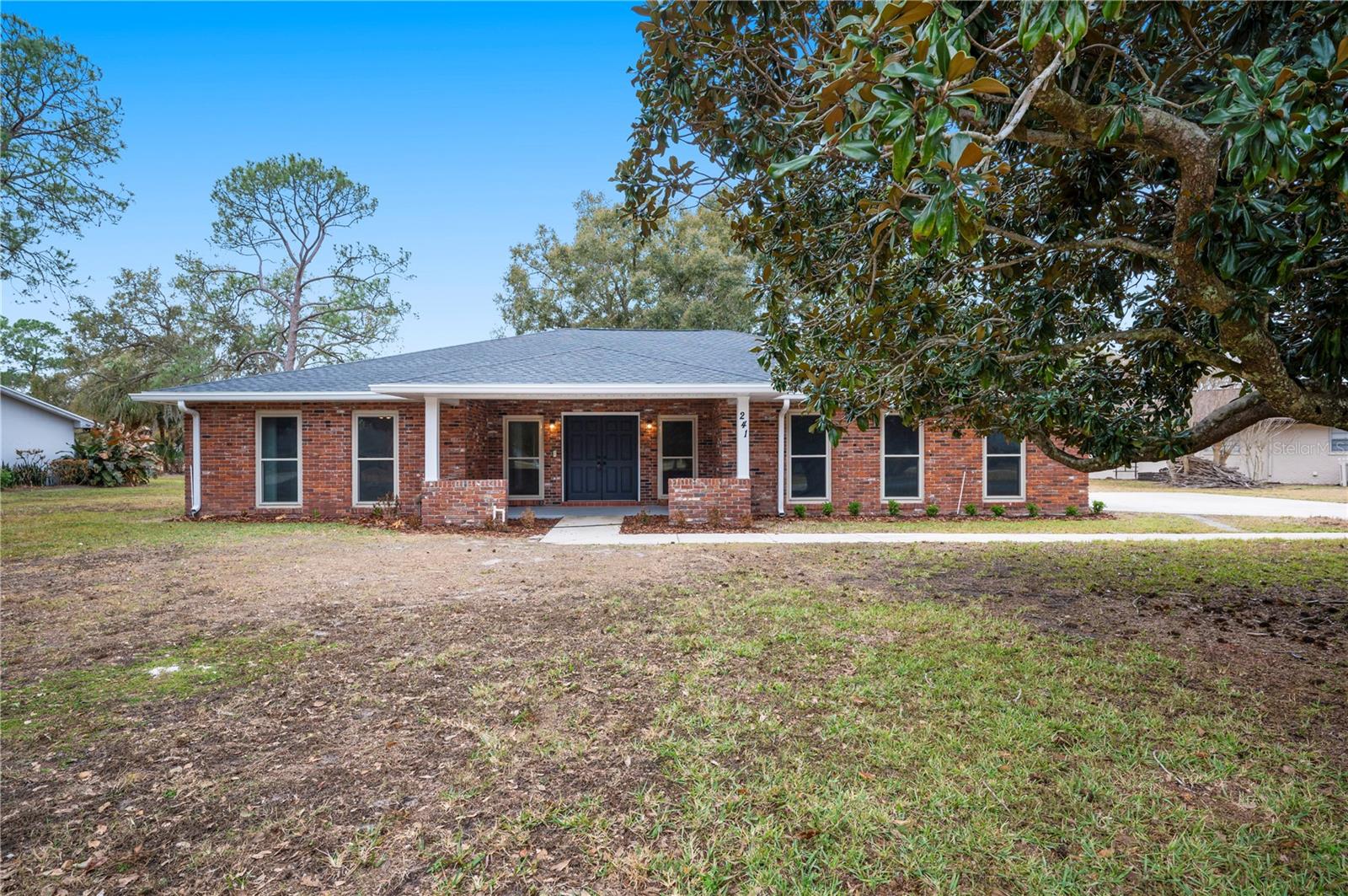1st image of 241 Greenfield Rd, Winter Haven, FL 33884 | MLS# L4959462
