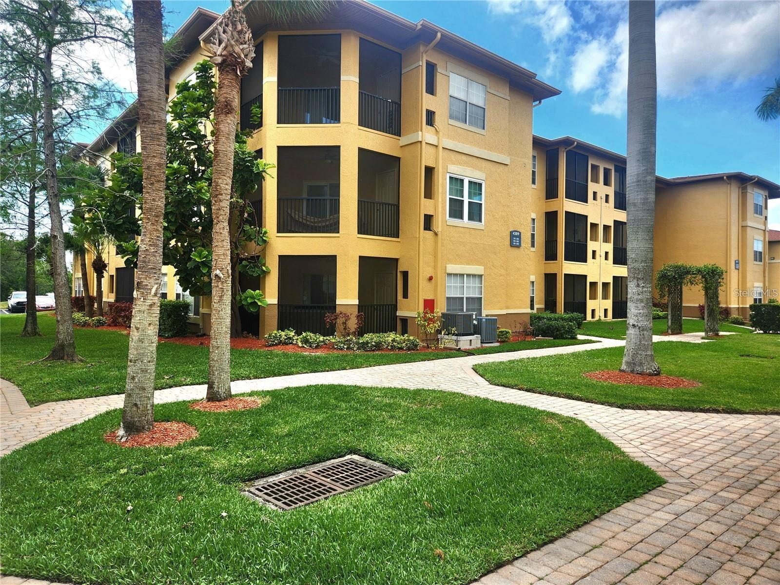 Homes for sale in Tampa, FL | 4309 Bayside Village Dr #103, Tampa, FL 33615 | MLS# TB8477359