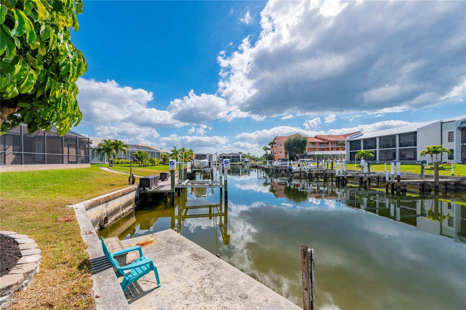 Homes for sale in Punta Gorda, FL | 711 Via Tripoli, Punta Gorda, FL 33950 | MLS# C7522232