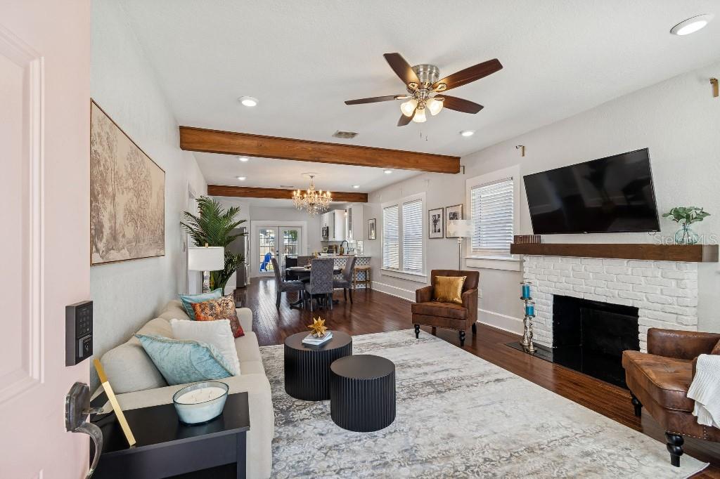 Homes for sale in Tampa, FL | 211 W Alva St, Tampa, FL 33603 | MLS# TB8478830