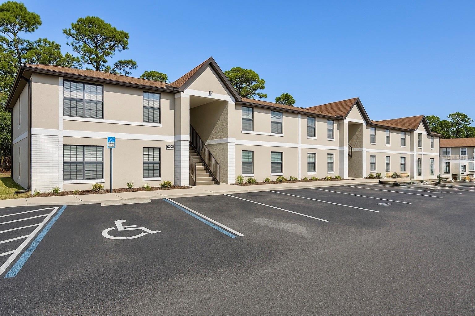 Homes for sale in South Daytona, FL | 426 Banana Cay Dr #B, South Daytona, FL 32119 | MLS# V4947486