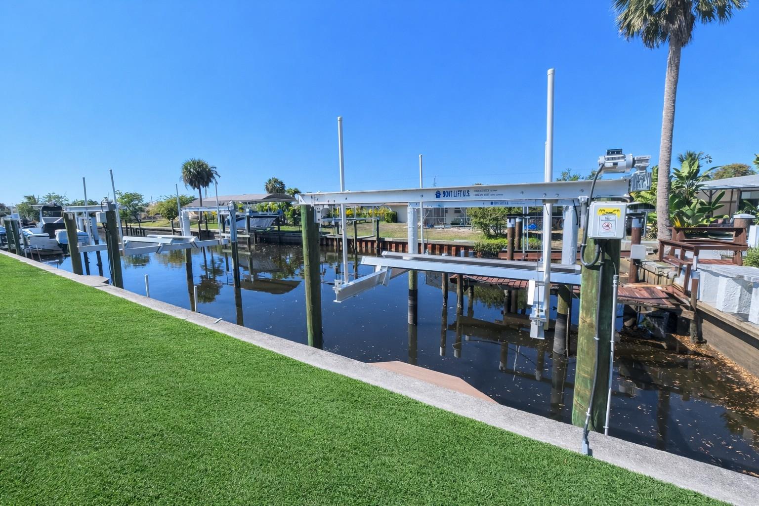 2nd image of 3211 Riverside Dr, Punta Gorda, FL 33950 | MLS# C7522368