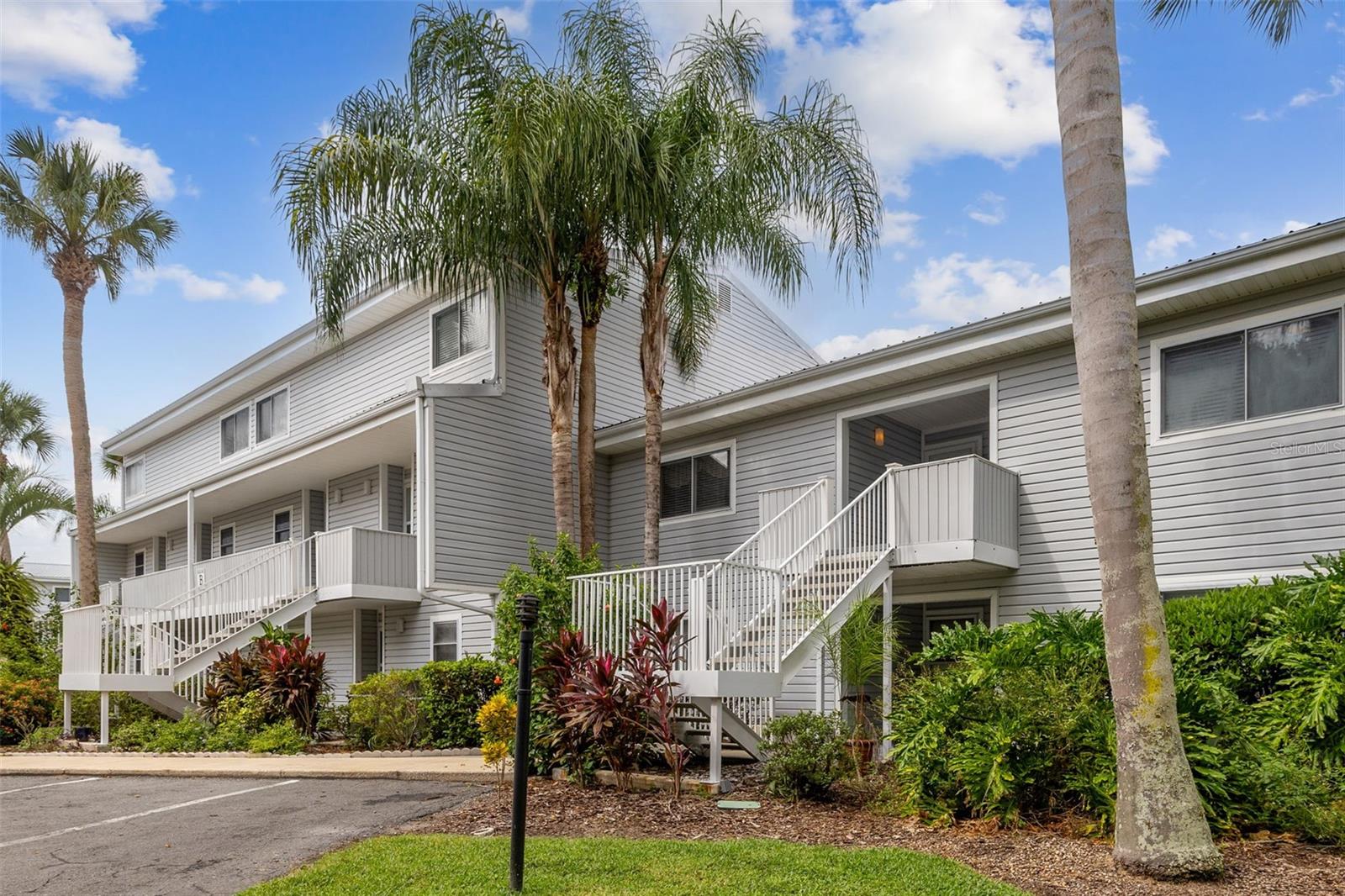 Homes for sale in Welaka, FL | 210 River Bend Pl #B, Welaka, FL 32193 | MLS# GC537827