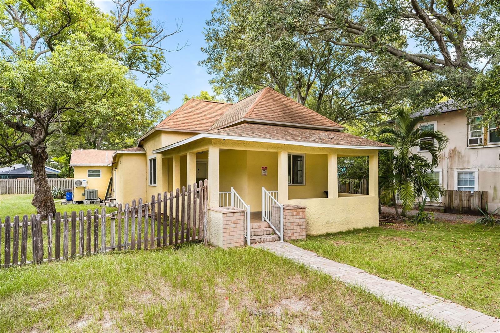 Homes for sale in Clearwater, FL | 910 Jones St #C, Clearwater, FL 33755 | MLS# TB8479567