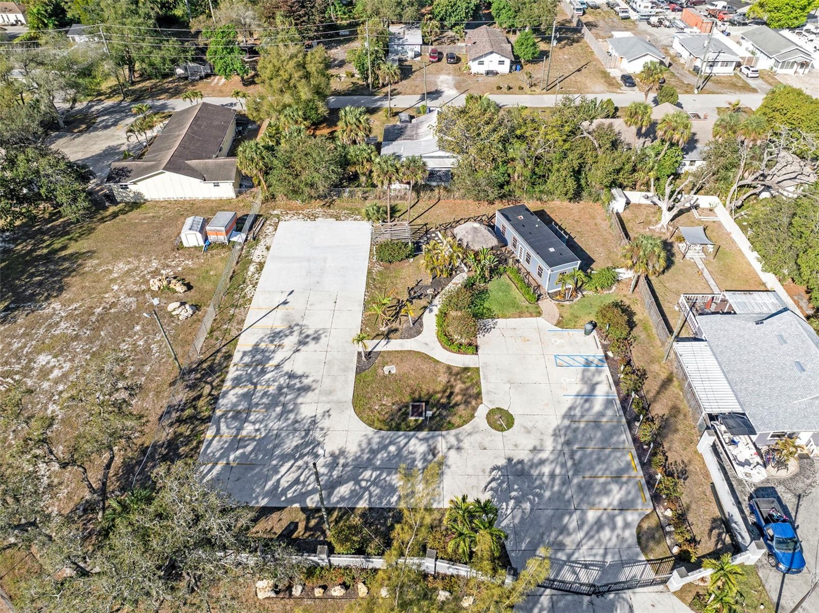 Homes for sale in Fort Myers, FL | 1280 & 1290 Williams St, Fort Myers, FL 33916 | MLS# C7522412