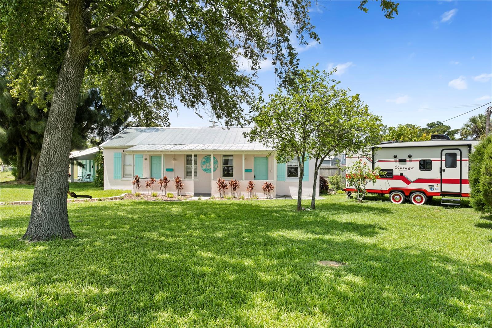 Homes for sale in Tampa, FL | 1305 S Bermuda Blvd #A, Tampa, FL 33605 | MLS# TB8479634