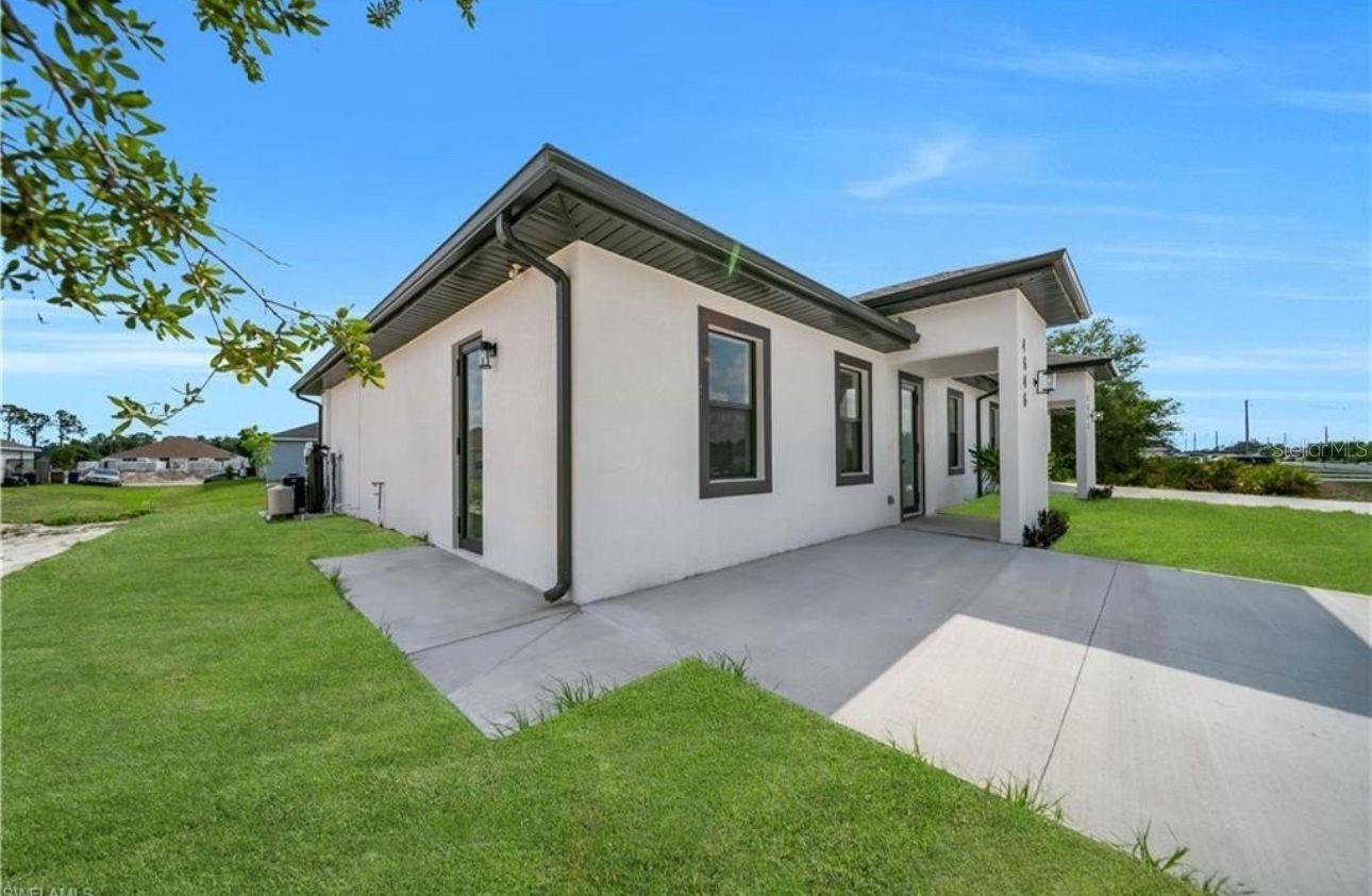 Homes for sale in Lehigh Acres, FL | 4646 Leonard Blvd S #B, Lehigh Acres, FL 33973 | MLS# S5144488