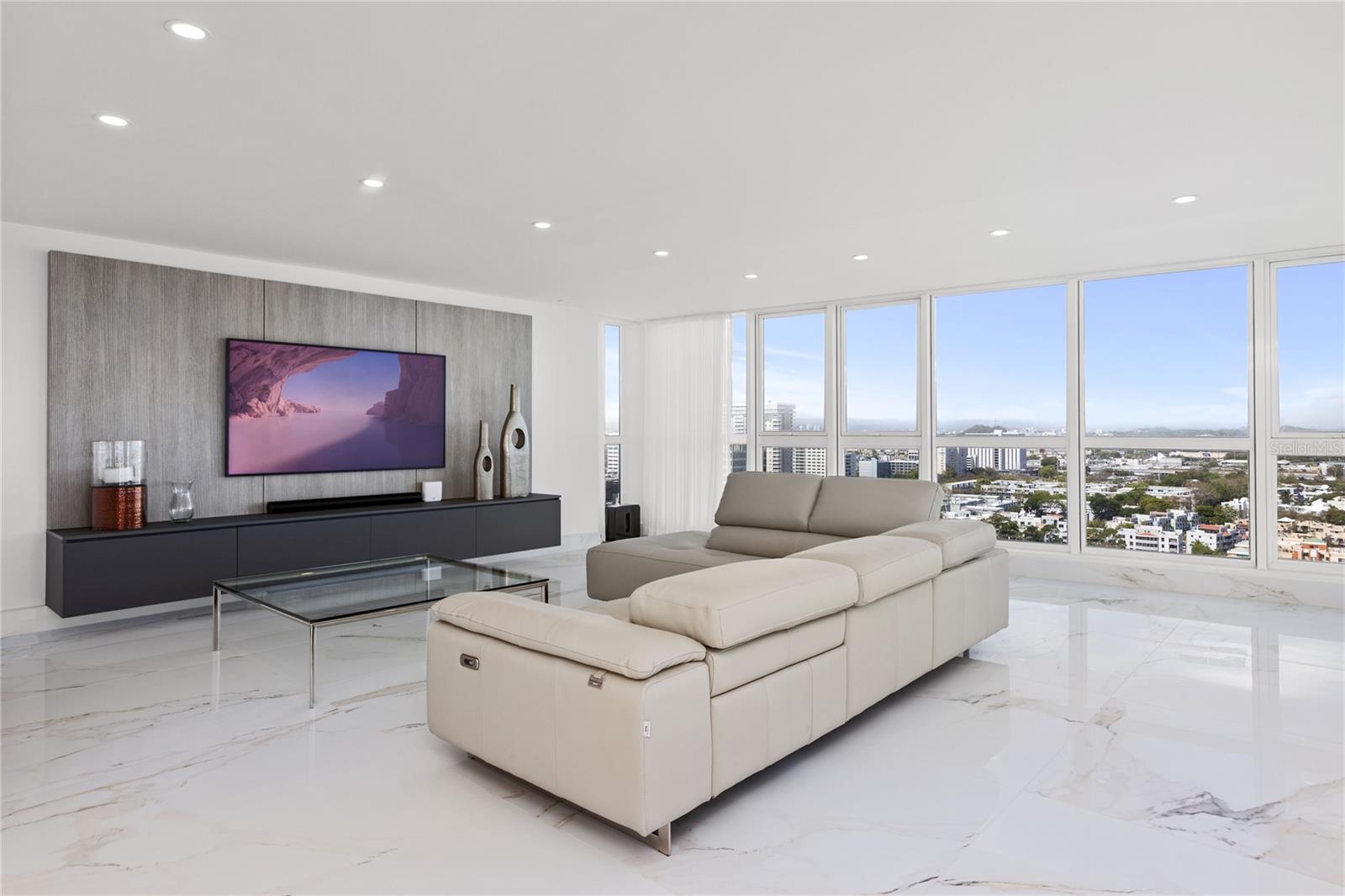 Homes for sale in San Juan, PR | 48 Munoz Rivera Ave #2104, San Juan, PR 00918 | MLS# PR9119507