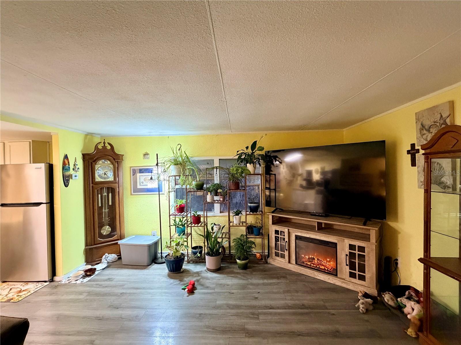 Homes for sale in Deland, FL | 498 King Charles Cir, Deland, FL 32724 | MLS# GC537924