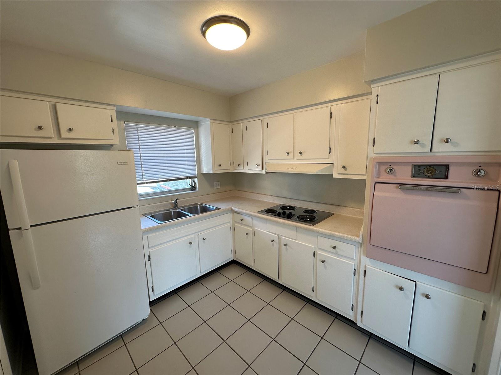 Homes for sale in Clearwater, FL | 401 S Nimbus Ave, Clearwater, FL 33765 | MLS# TB8480535