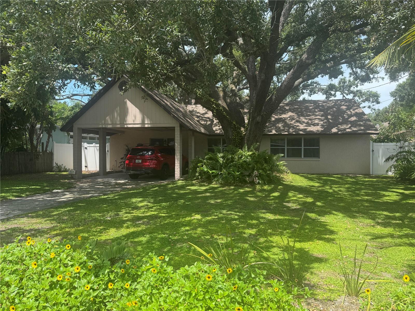 2nd image of 4319 S Cameron Ave, Tampa, FL 33611 | MLS# TB8480616