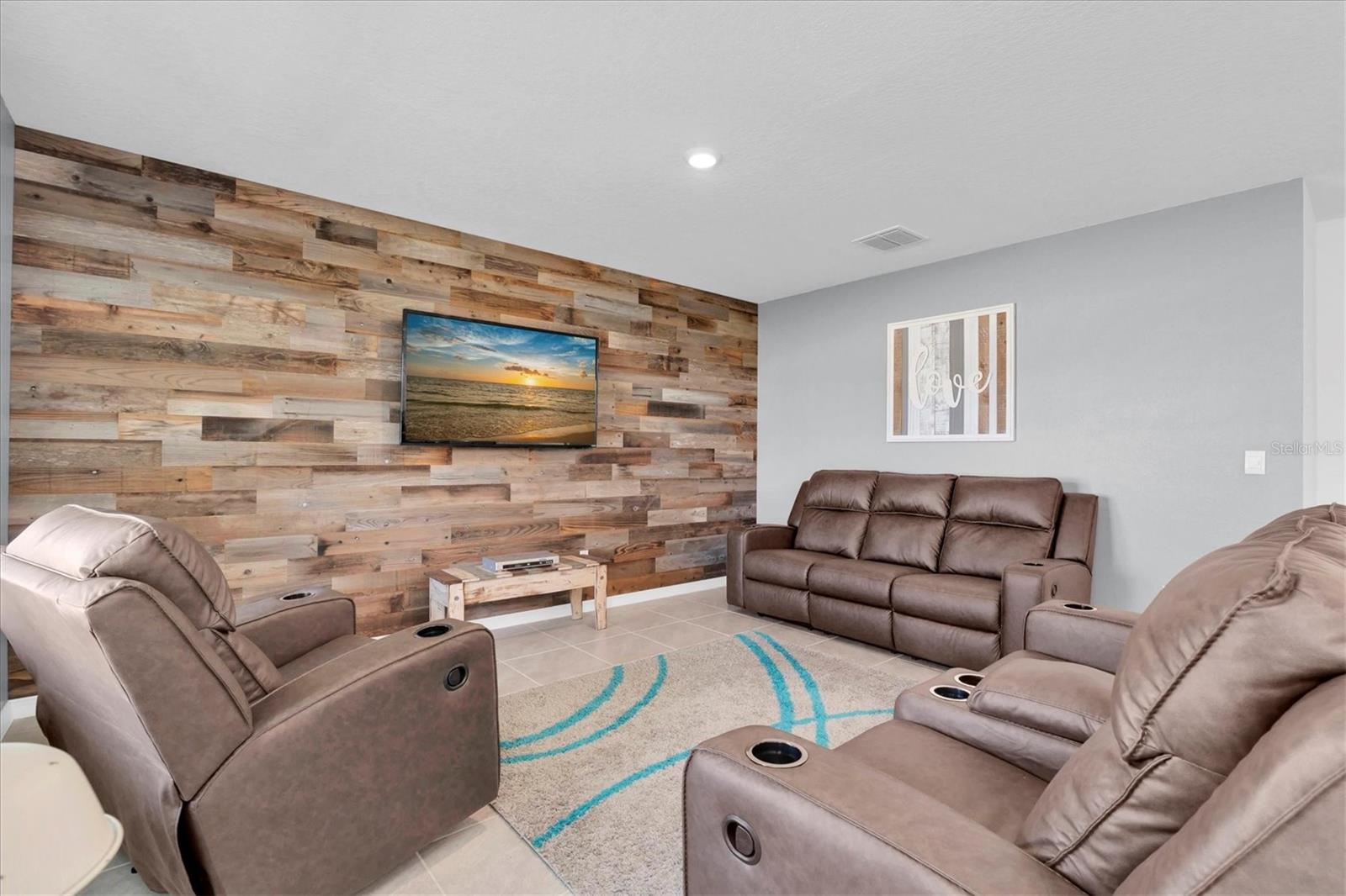 3rd image of 5943 Wandering Willow Dr, Wesley Chapel, FL 33545 | MLS# TB8480627
