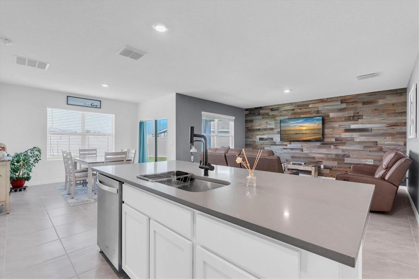 5th image of 5943 Wandering Willow Dr, Wesley Chapel, FL 33545 | MLS# TB8480627