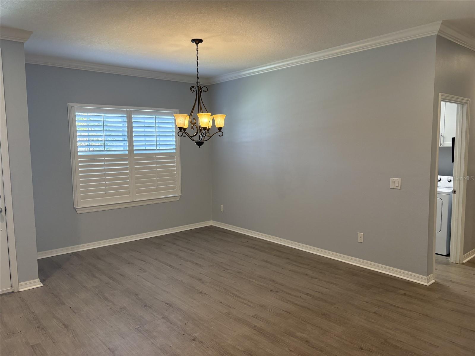 3rd image of 2118 Edgewater Cir, Winter Haven, FL 33880 | MLS# TB8480830