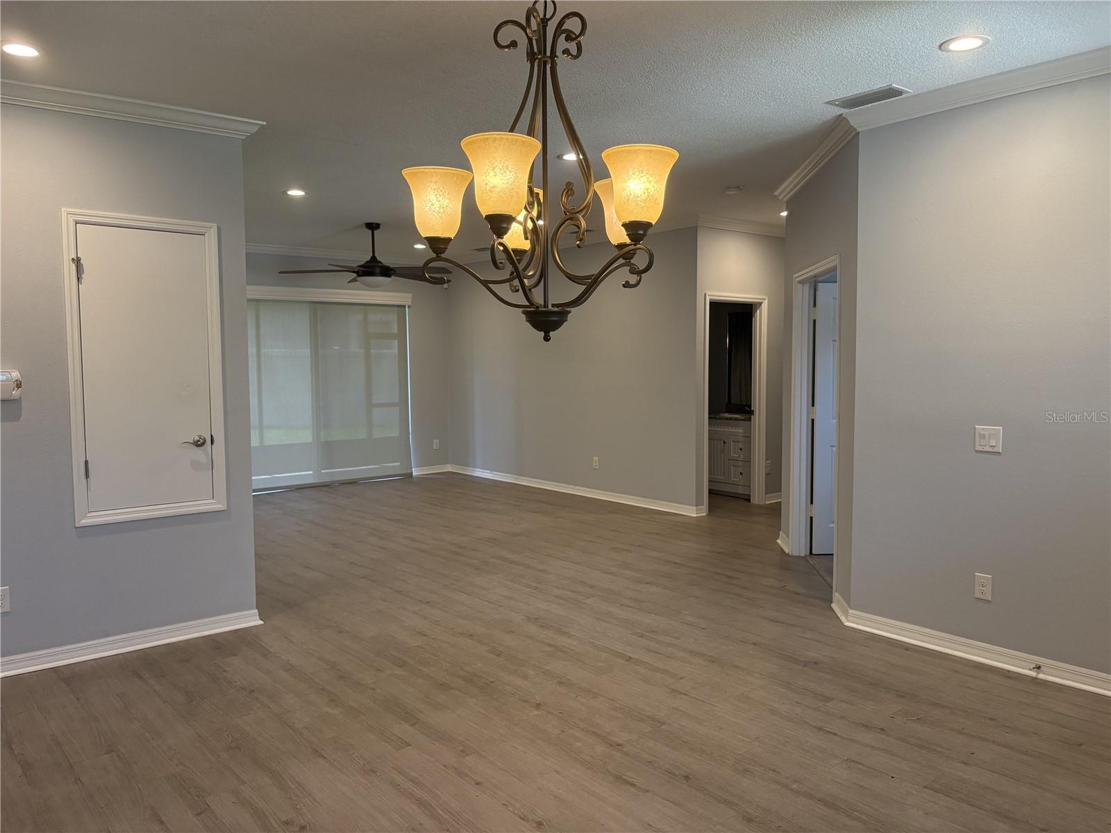 5th image of 2118 Edgewater Cir, Winter Haven, FL 33880 | MLS# TB8480830