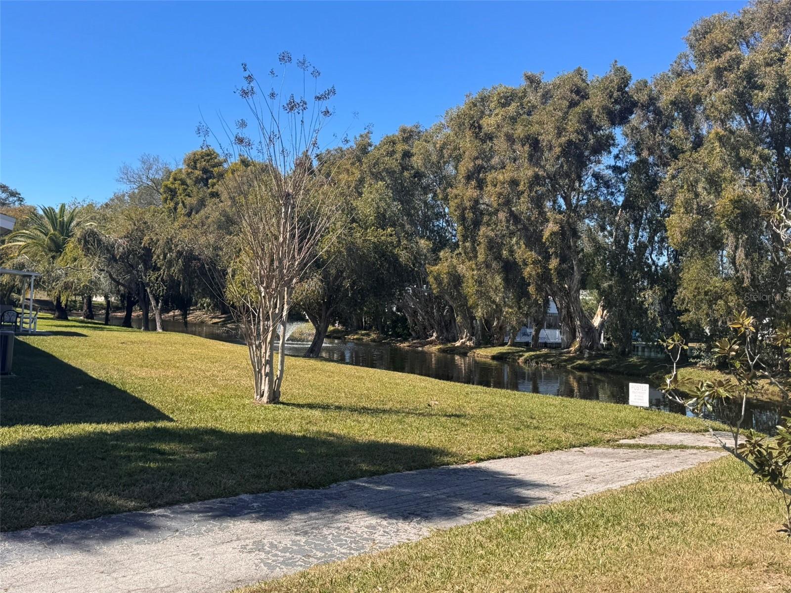 Homes for sale in Dunedin, FL | 843 Cambridge Ct #843, Dunedin, FL 34698 | MLS# TB8480906