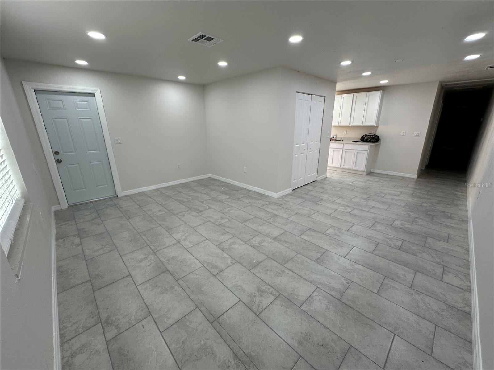 Homes for sale in Lakeland, FL | 1438 Moonlite Dr, Lakeland, FL 33801 | MLS# L4959825