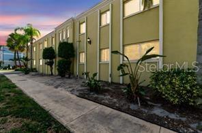 Homes for sale in Tampa, FL | 3206 W Azeele St #230, Tampa, FL 33609 | MLS# TB8481588