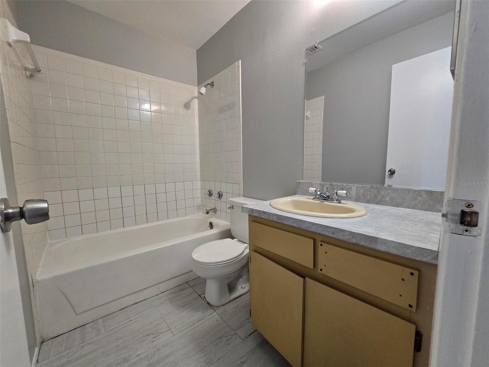 Homes for sale in Tampa, FL | 920 Otto Villa Pl, Tampa, FL 33612 | MLS# TB8481616