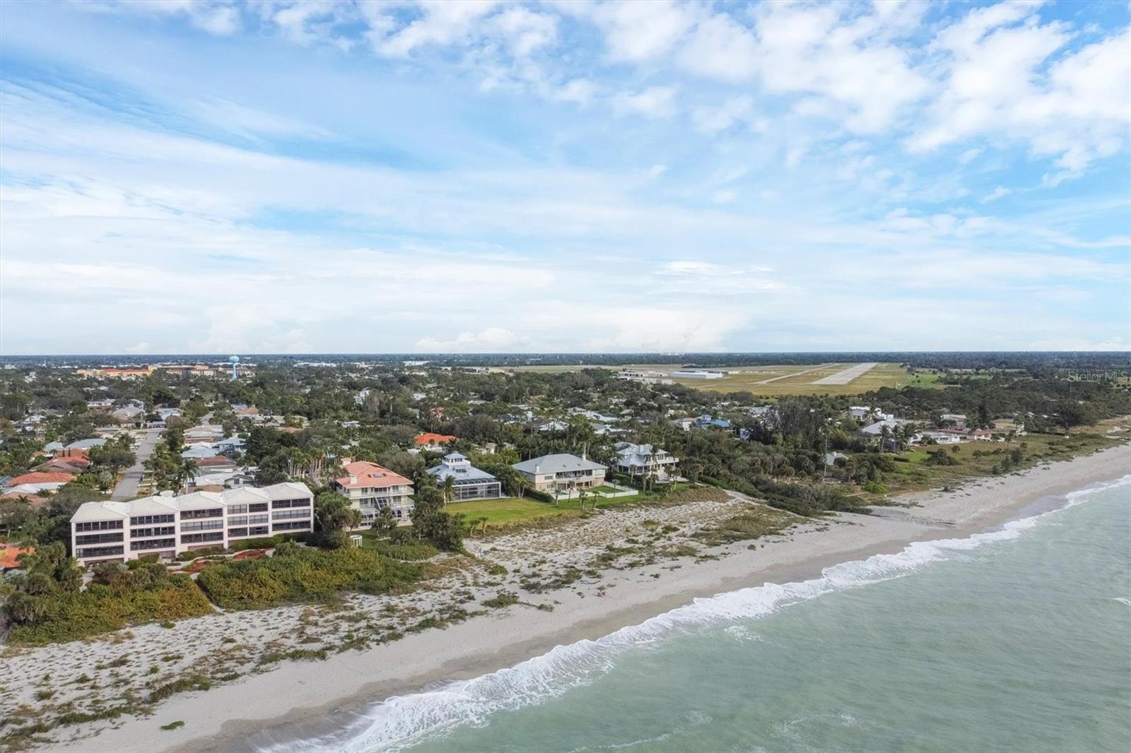 Homes for sale in Venice, FL | 416 Sunset Dr, Venice, FL 34285 | MLS# A4684464