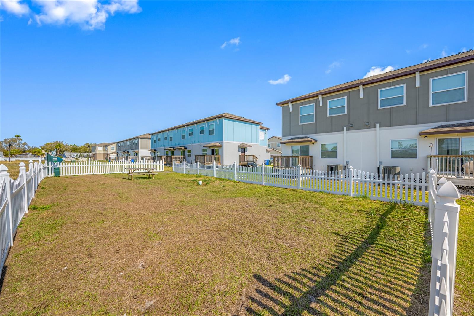 Homes for sale in Clearwater, FL | 2115 Sebring Pl, Clearwater, FL 33760 | MLS# TB8481900