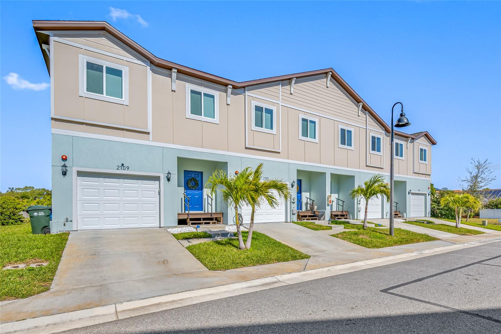 Homes for sale in Clearwater, FL | 2115 Sebring Pl, Clearwater, FL 33760 | MLS# TB8481900