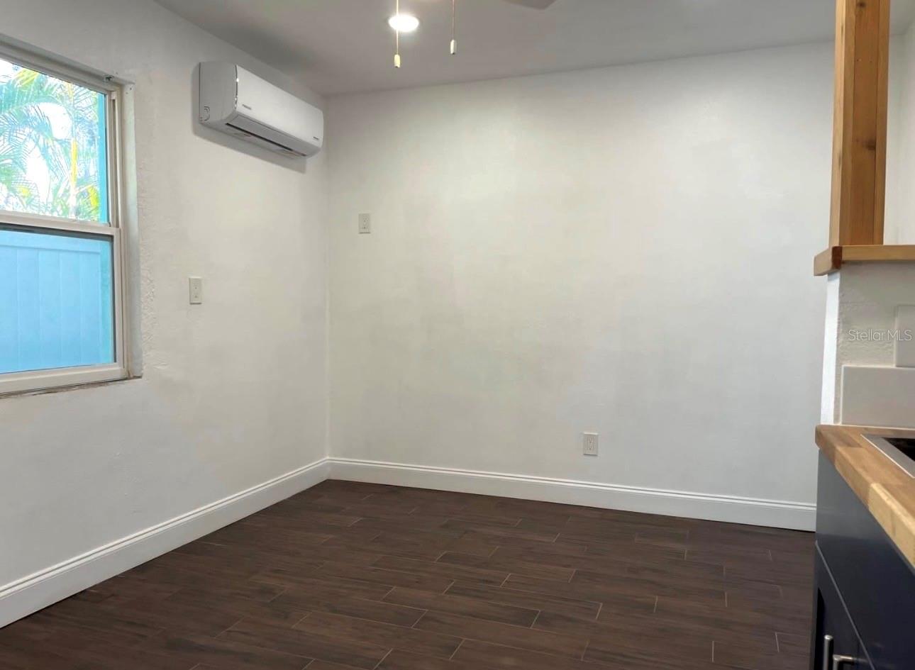 Homes for sale in Clearwater Beach, FL | 574 Bay Esplanade #5, Clearwater Beach, FL 33767 | MLS# TB8482112