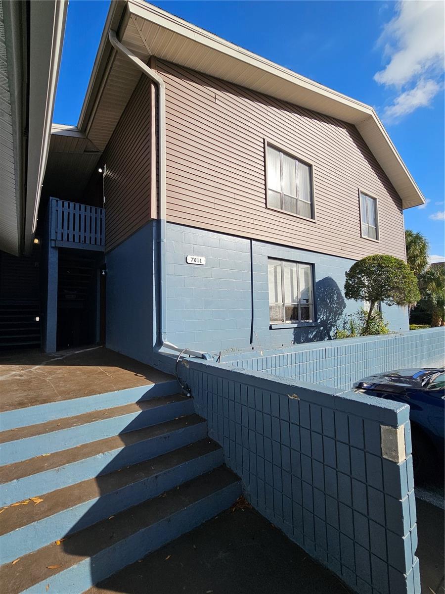 Homes for sale in Tampa, FL | 7611 Paula Dr #5, Tampa, FL 33615 | MLS# TB8482128