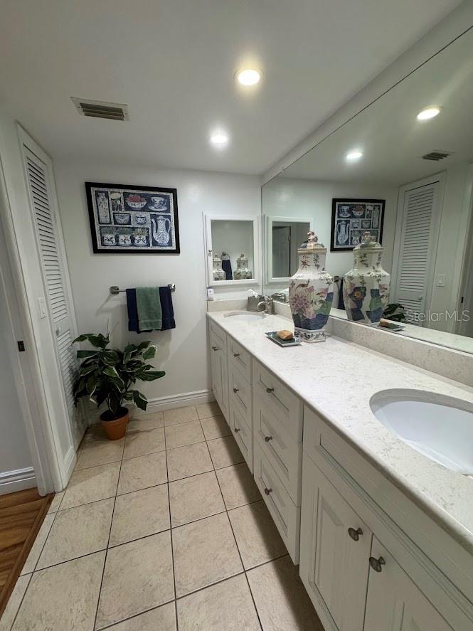 Homes for sale in Clearwater, FL | 3062 Eastland Blvd #205, Clearwater, FL 33761 | MLS# TB8482171