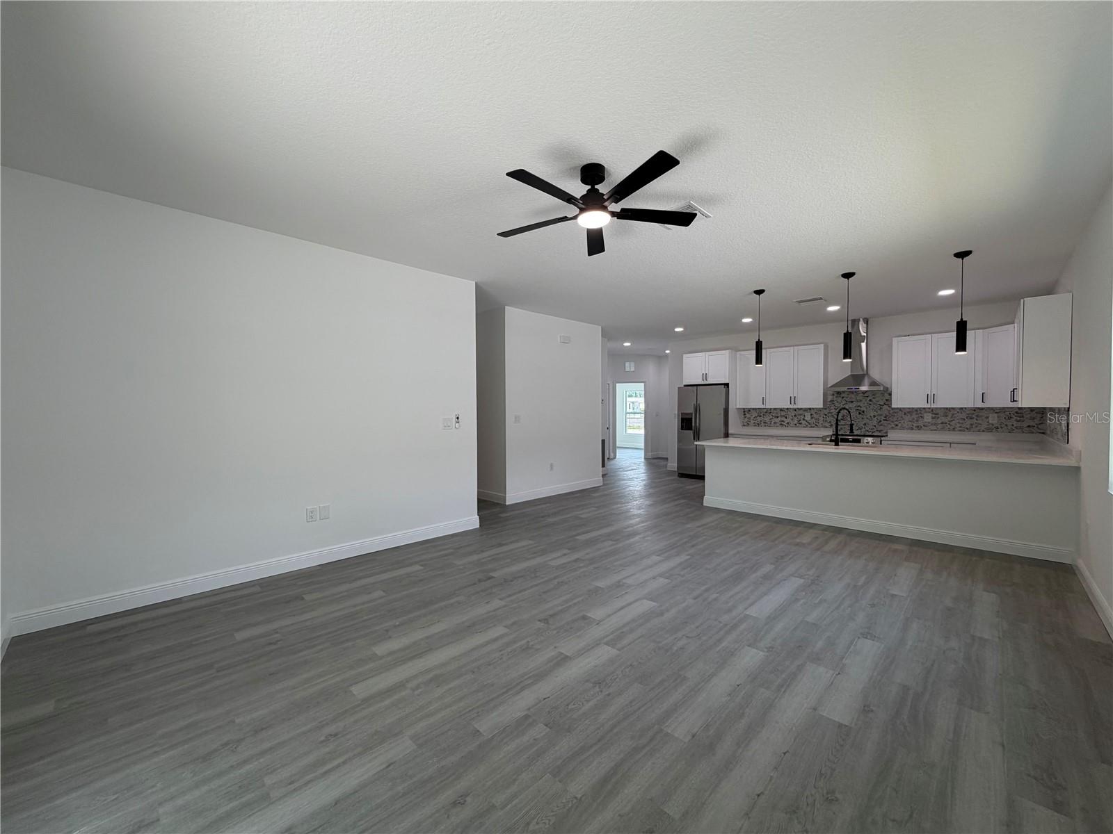 4th image of 1611 Illinois St, Daytona Beach, FL 32114 | MLS# V4947678