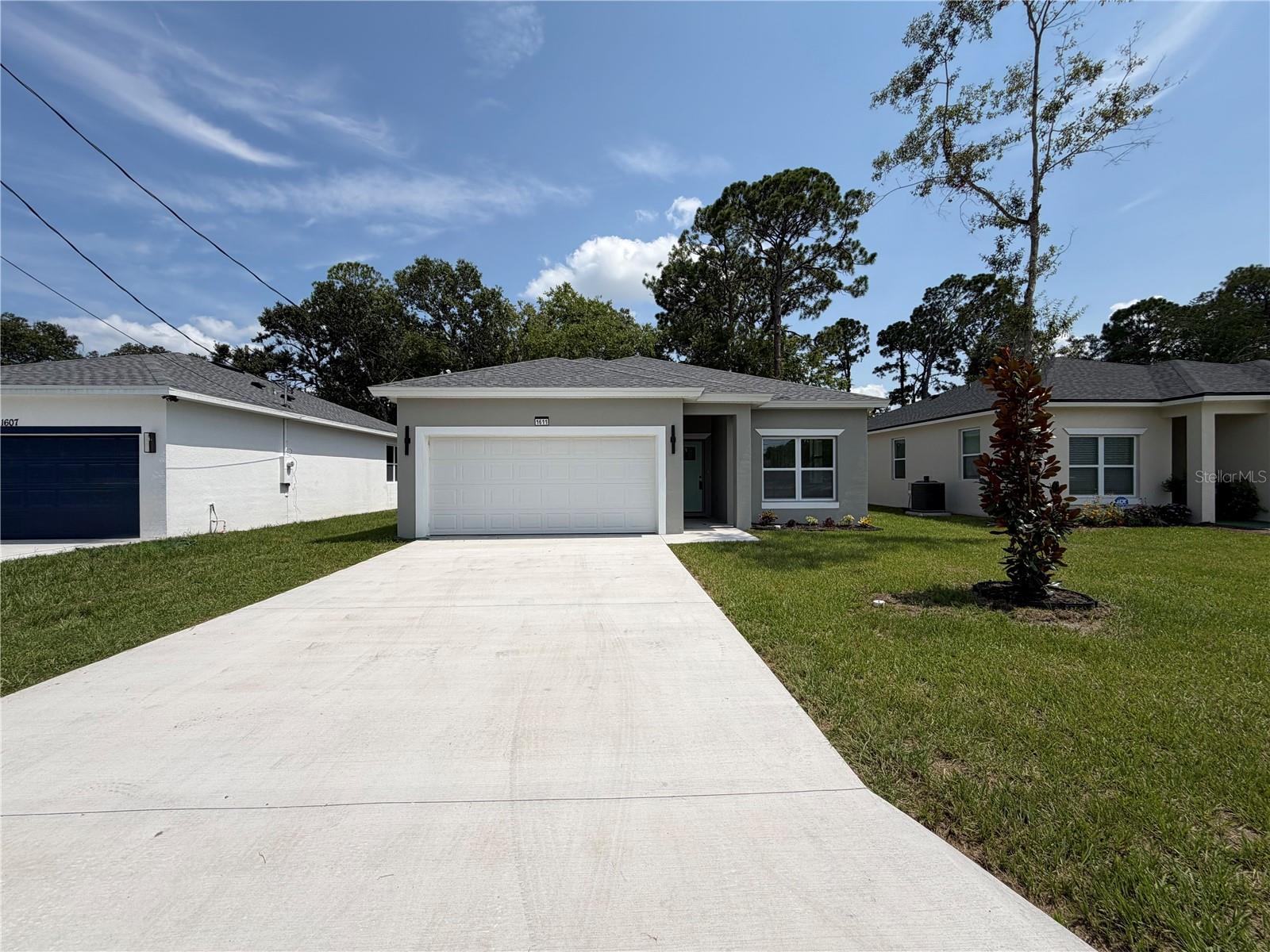 1st image of 1611 Illinois St, Daytona Beach, FL 32114 | MLS# V4947678