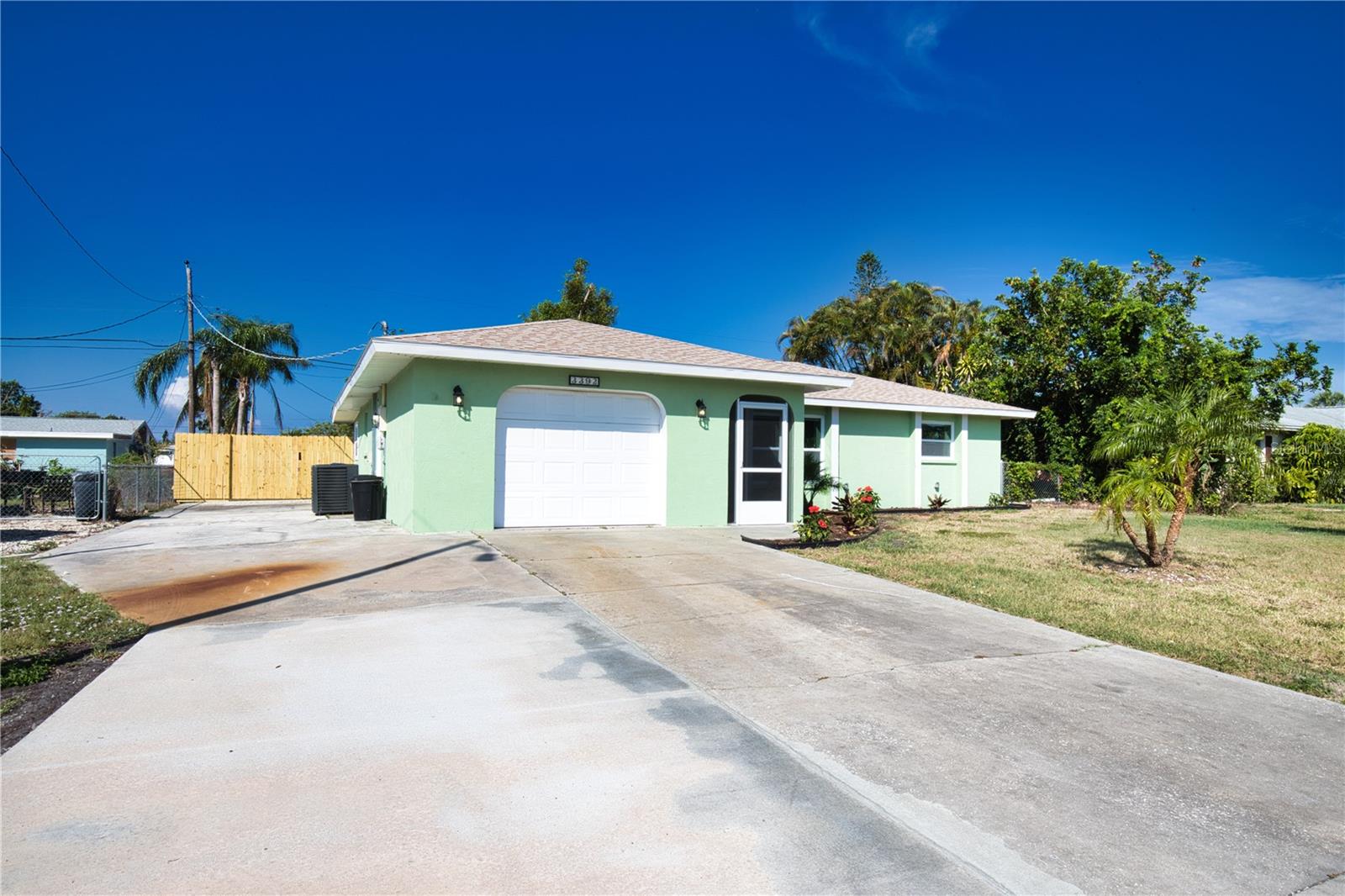Homes for sale in Venice, FL | 3392 Orange Rd, Venice, FL 34293 | MLS# N6143245