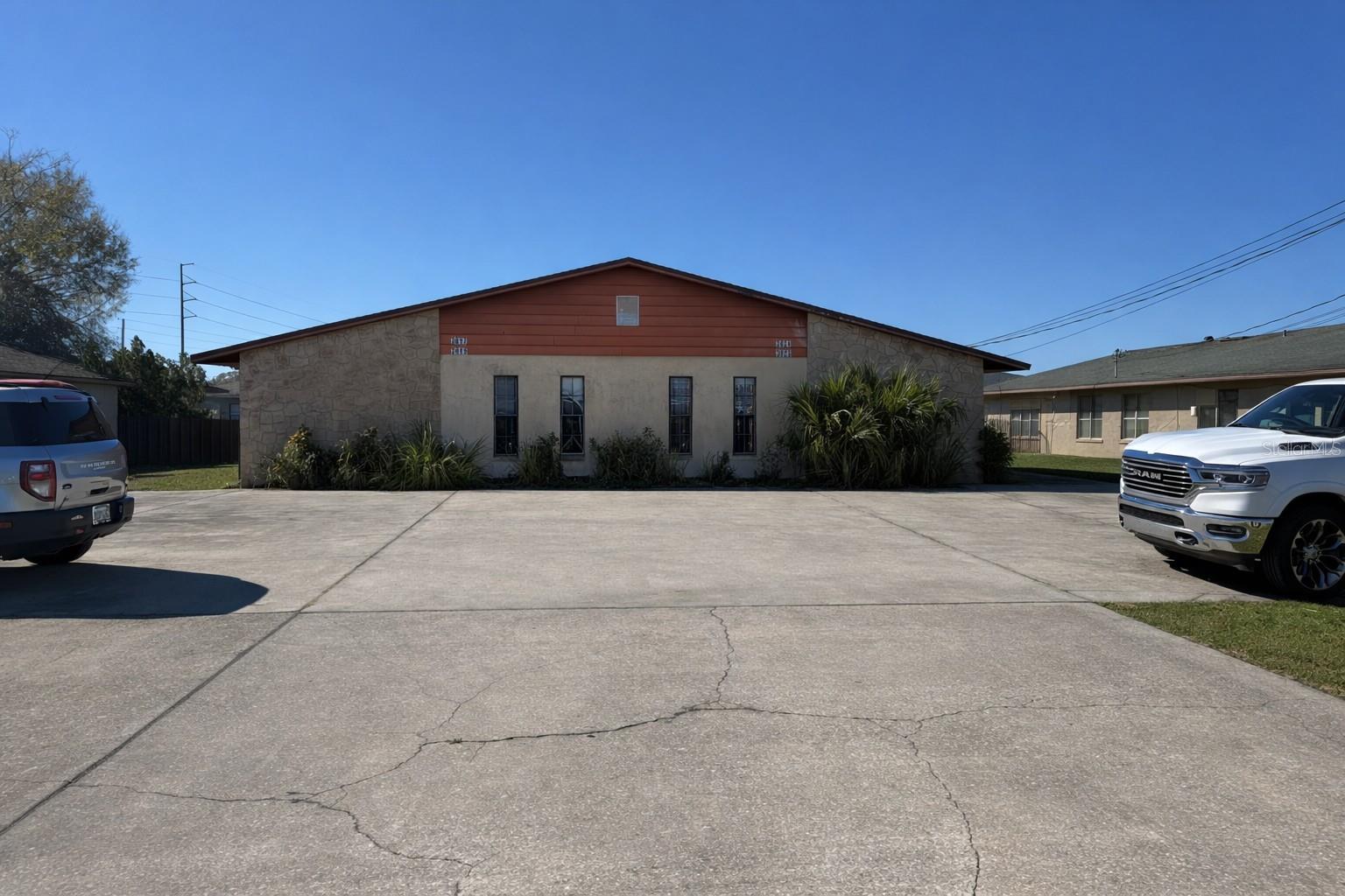 Homes for sale in Winter Haven, FL | 3023 Saint Paul Dr, Winter Haven, FL 33880 | MLS# P4938041