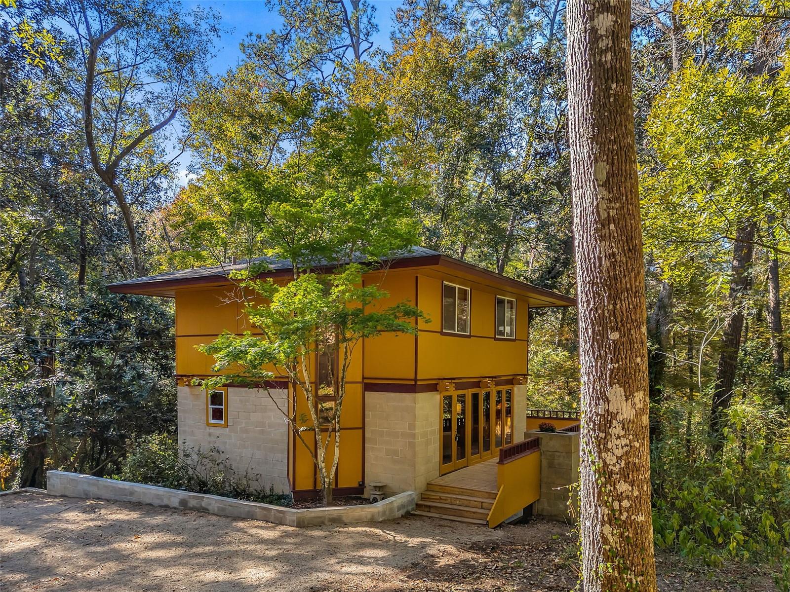 Homes for sale in Tallahassee, FL | 2804 Glennis Ct, Tallahassee, FL 32303 | MLS# GC538186