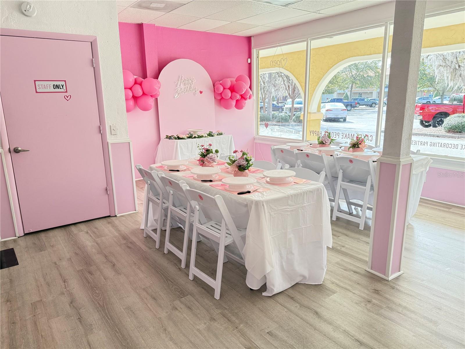 Homes for sale in Gainesville, FL | 4127 Nw 16th Blvd, Gainesville, FL 32605 | MLS# GC538209