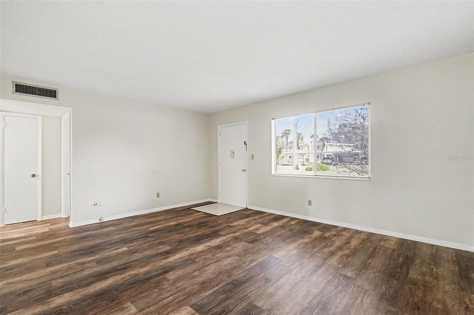 Homes for sale in Lehigh Acres, FL | 349 Joel Blvd #101, Lehigh Acres, FL 33936 | MLS# V4947731