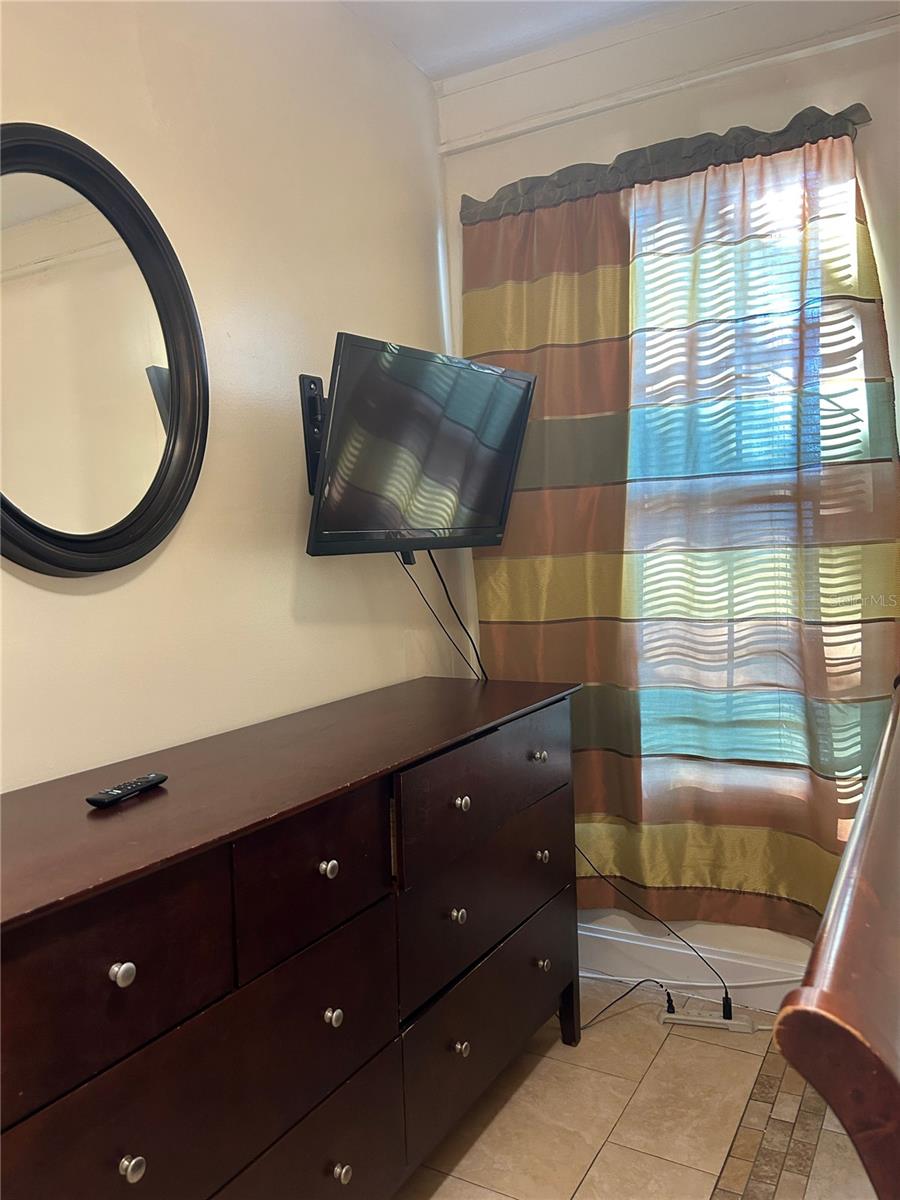 Homes for sale in Dunedin, FL | 3146 Carlos Dr, Dunedin, FL 34698 | MLS# TB8484311