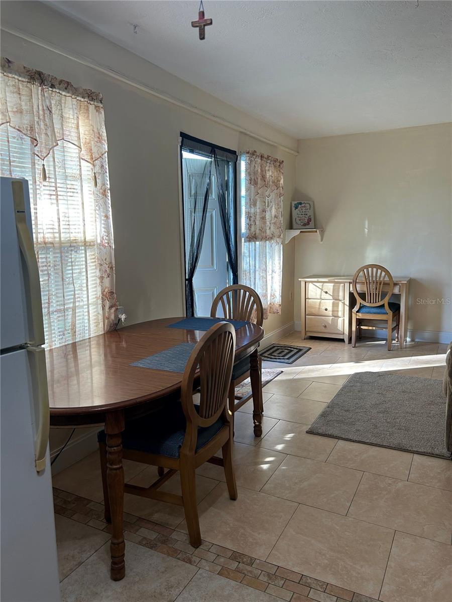 Homes for sale in Dunedin, FL | 3146 Carlos Dr, Dunedin, FL 34698 | MLS# TB8484311