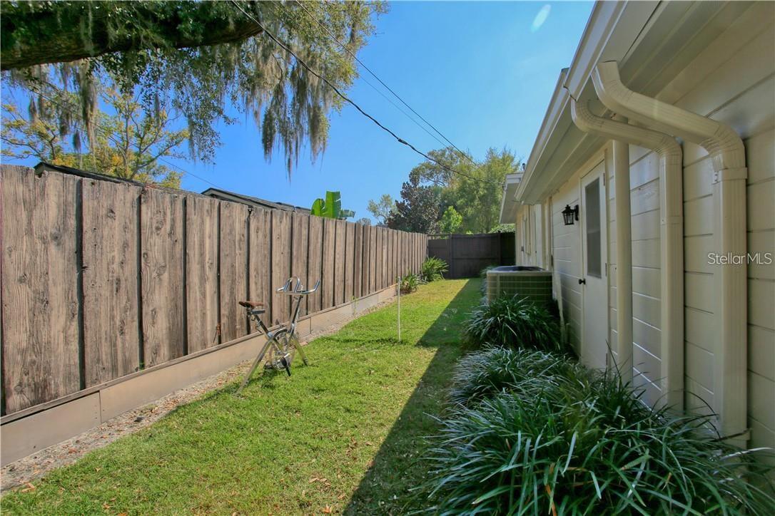 Homes for sale in Winter Park, FL | 1235 Via Estrella, Winter Park, FL 32789 | MLS# O6388913