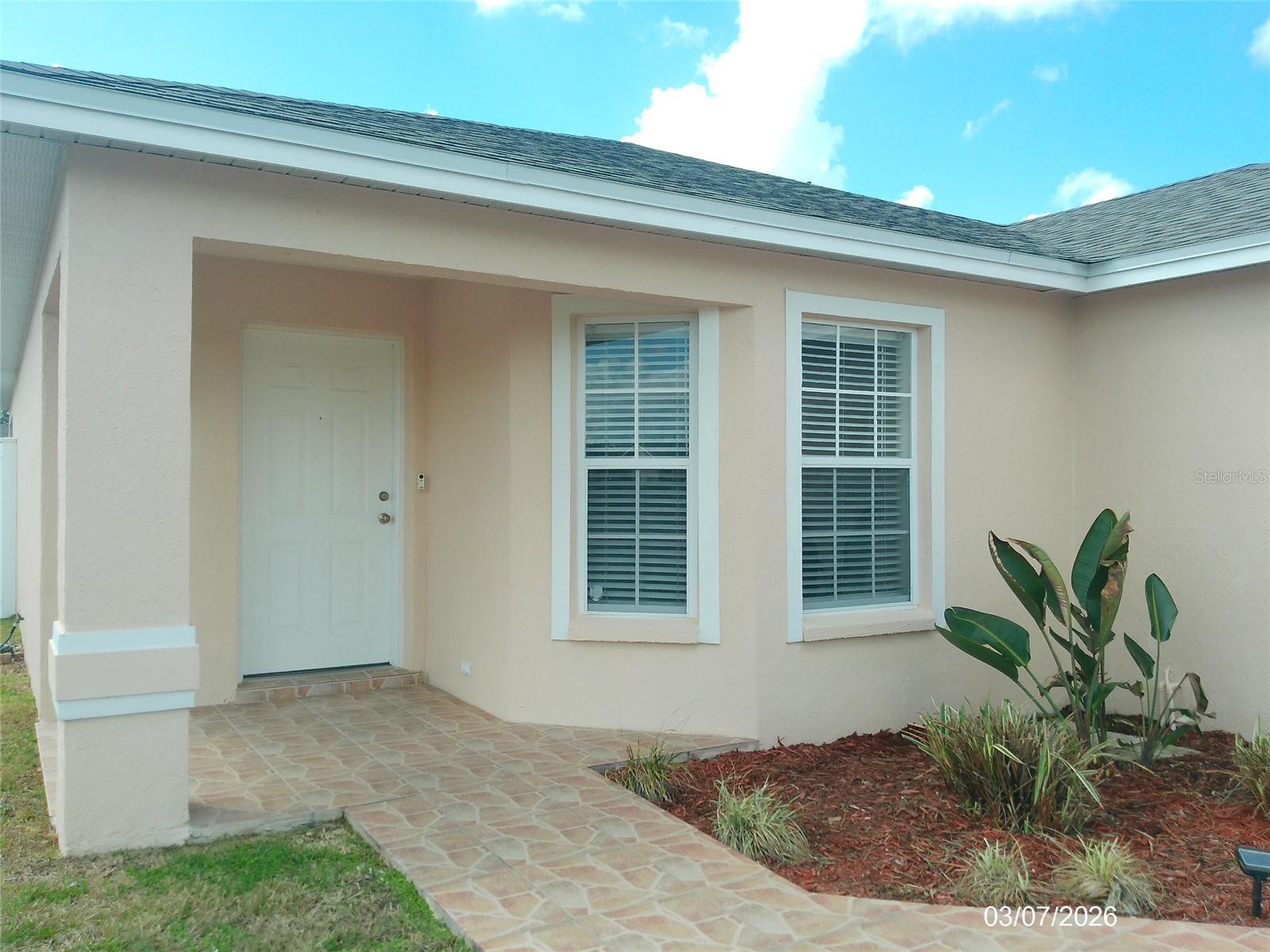 Homes for sale in Lakeland, FL | 3298 Sanoma Dr, Lakeland, FL 33811 | MLS# L4960071