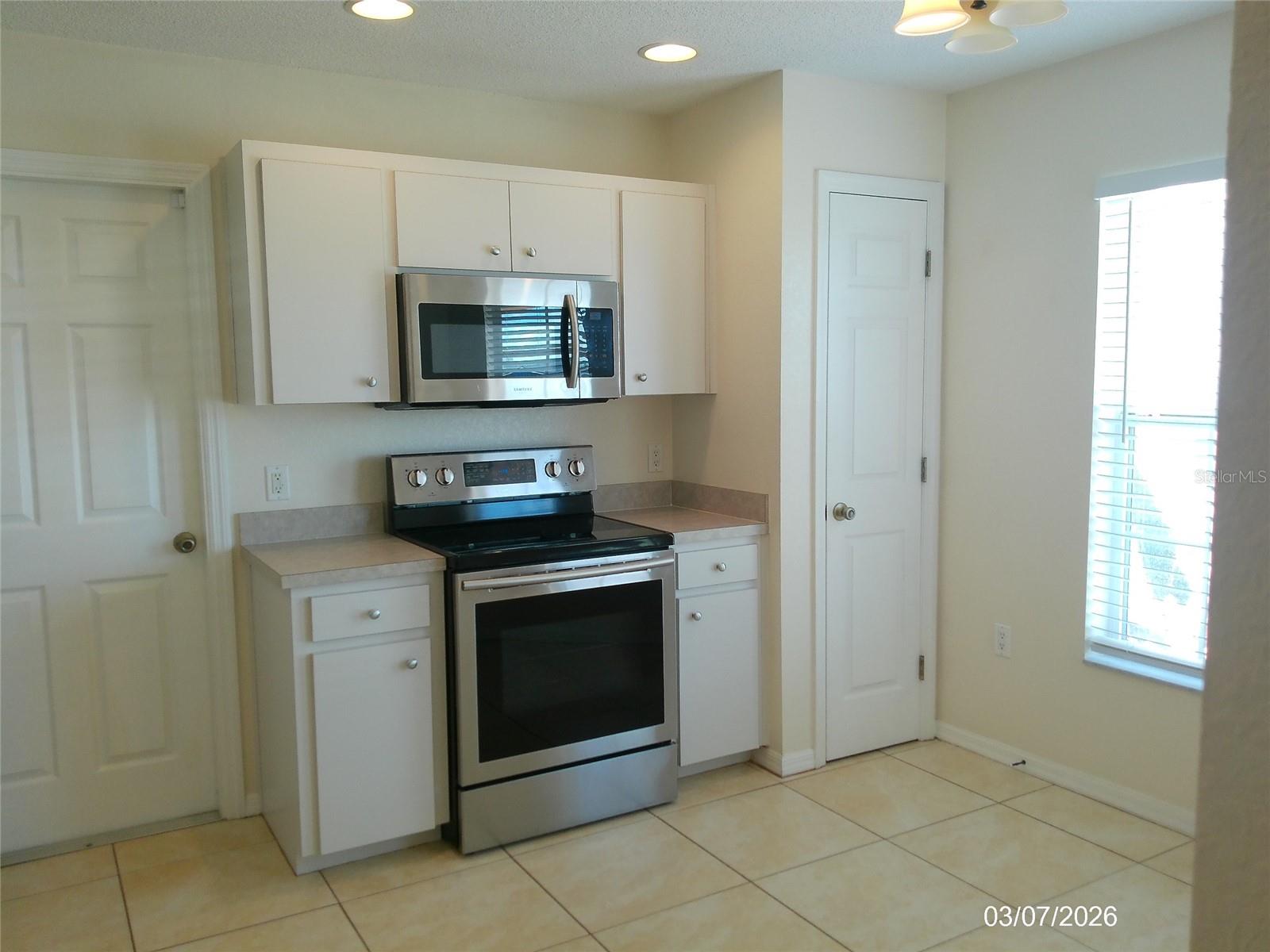 Homes for sale in Lakeland, FL | 3298 Sanoma Dr, Lakeland, FL 33811 | MLS# L4960071