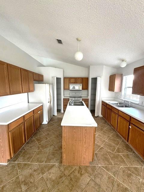 Homes for sale in Kissimmee, FL | 565 Eagle Ct, Kissimmee, FL 34759 | MLS# S5145388