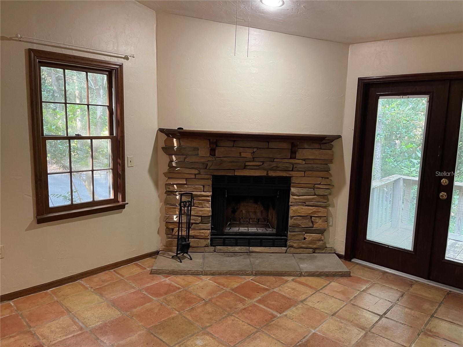 Homes for sale in Gainesville, FL | 5213 Sw 92Nd Ct, Gainesville, FL 32608 | MLS# GC538295