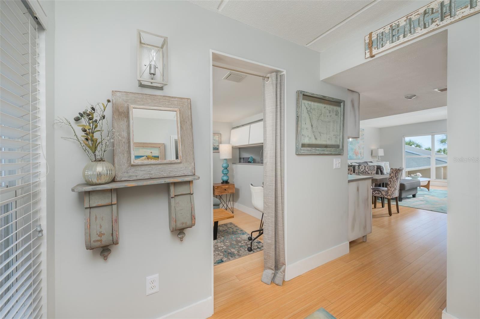 3rd image of 845 Benjamin Franklin Dr #302, Sarasota, FL 34236 | MLS# A4685441