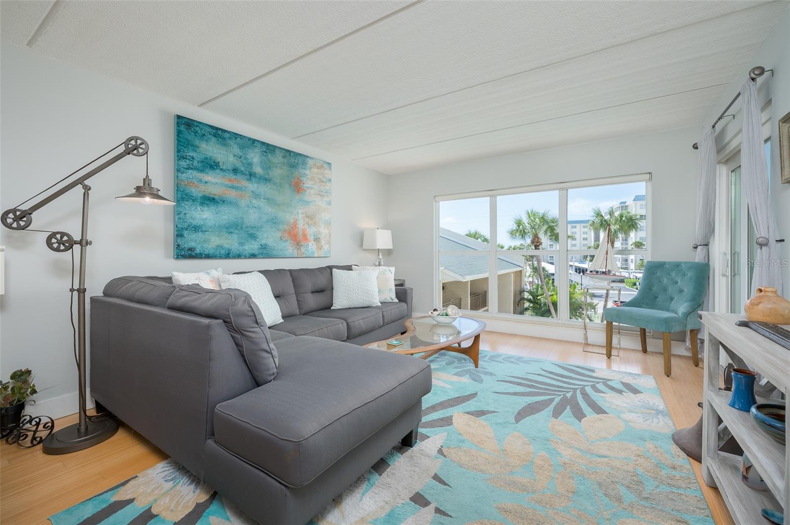 5th image of 845 Benjamin Franklin Dr #302, Sarasota, FL 34236 | MLS# A4685441