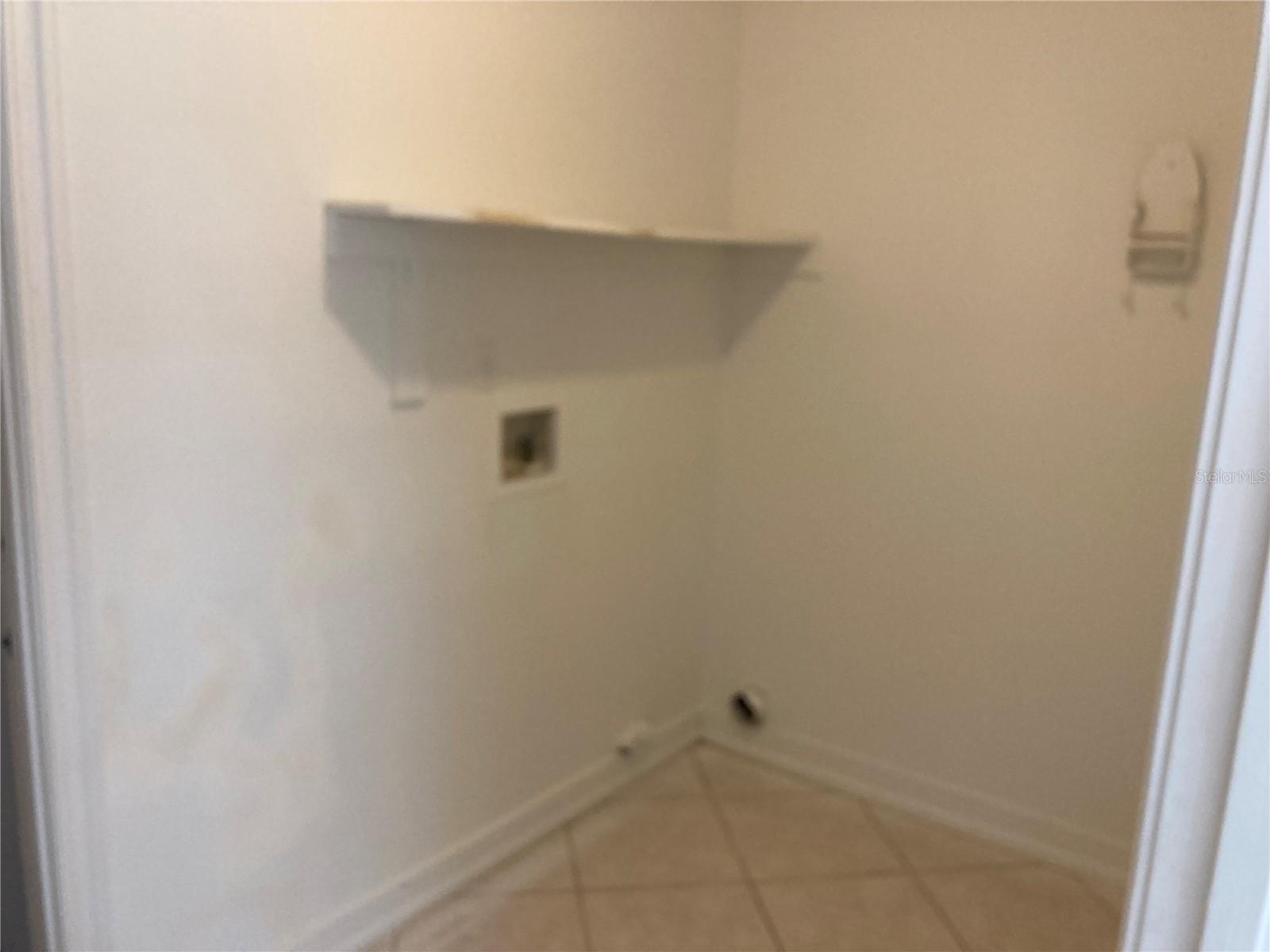 Homes for sale in Kissimmee, FL | 2508 Davenport Cir, Kissimmee, FL 34746 | MLS# O6389063