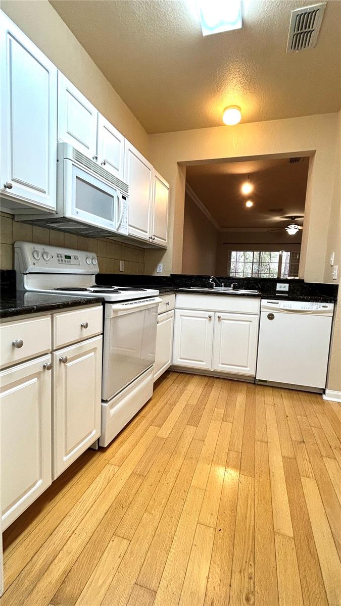 Homes for sale in Gainesville, FL | 4988 Nw 43Rd Ave #106, Gainesville, FL 32606 | MLS# GC538303